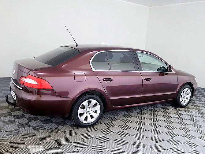 Skoda Superb Comfortline 2.0 TDI 125kW Tallina - foto 3