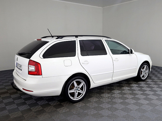Skoda Octavia Comfortline Facelift 1.4 90kW Tallina - foto 3