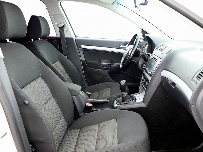 Skoda Octavia Comfortline Facelift 1.4 90kW Tallina - foto 6