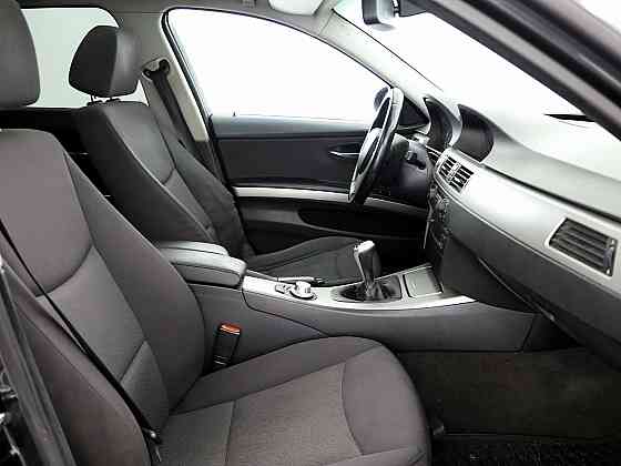 BMW 320 Touring 2.0 D 120kW Tallina