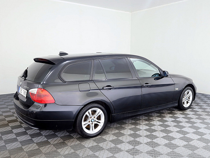 BMW 320 Touring 2.0 D 120kW Tallina - foto 3