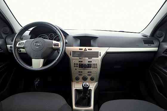 Opel Astra Elegance Facelift 1.6 85kW Tallina