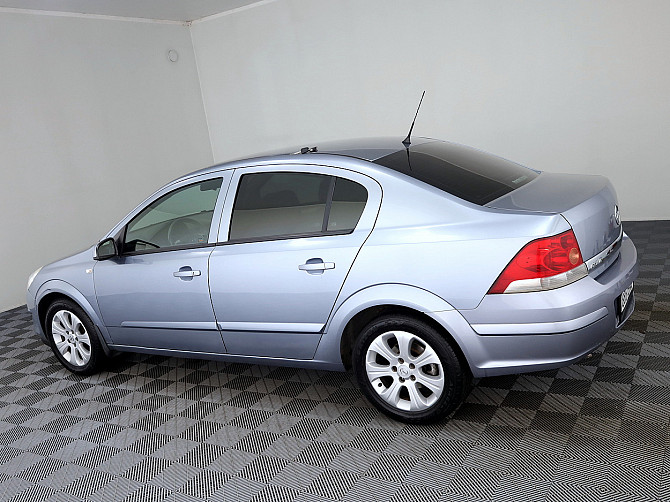 Opel Astra Elegance Facelift 1.6 85kW Tallina - foto 4