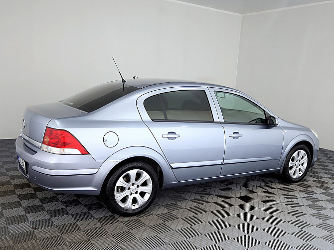 Opel Astra Elegance Facelift 1.6 85kW Tallina - foto 3