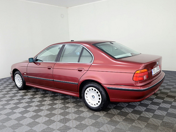 BMW 520 Sportpakett 2.0 110kW Tallina - foto 4
