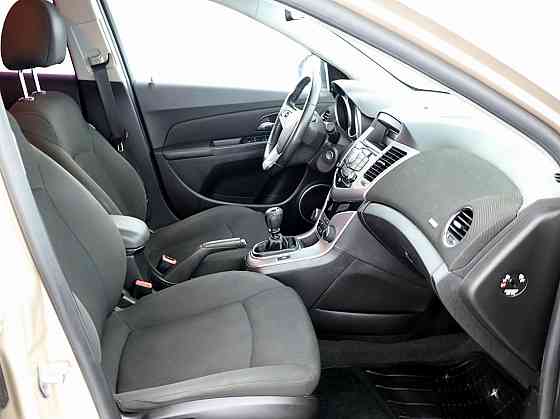Chevrolet Cruze Comfort 1.8 104kW Таллин