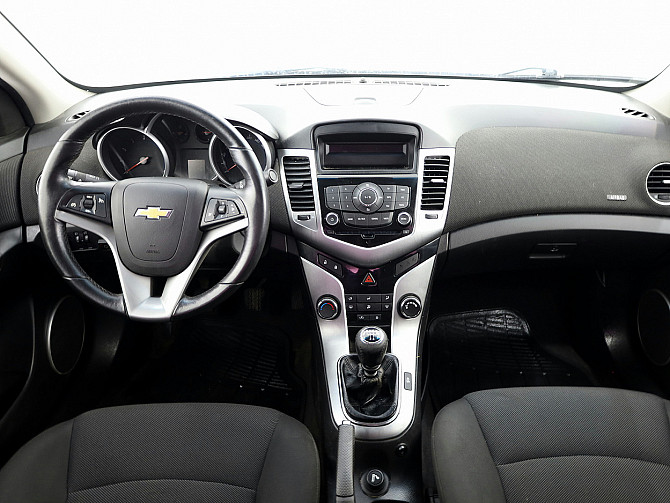 Chevrolet Cruze Comfort 1.8 104kW Таллин - изображение 5