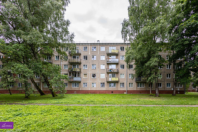 Pārdod gaišu un saulainu 2 istabu dzīvokli Malienas ielā 74, Rīgā. Pārdošanā mājīgs 2 istabu... Rīga - foto 2