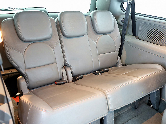 Chrysler Grand Voyager Luxury ATM 2.8 CRD 110kW Tallina - foto 8