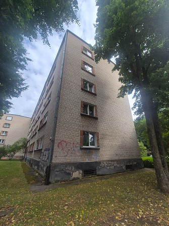 Gaišs un funkcionāls divistabu dzīvoklis Āgenskalna priedēs – zaļā vietā ar ērtu sabiedriskā... Рига - изображение 9