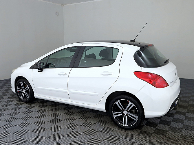 Peugeot 308 Elegance Facelift 1.6 HDi 82kW Tallina - foto 4