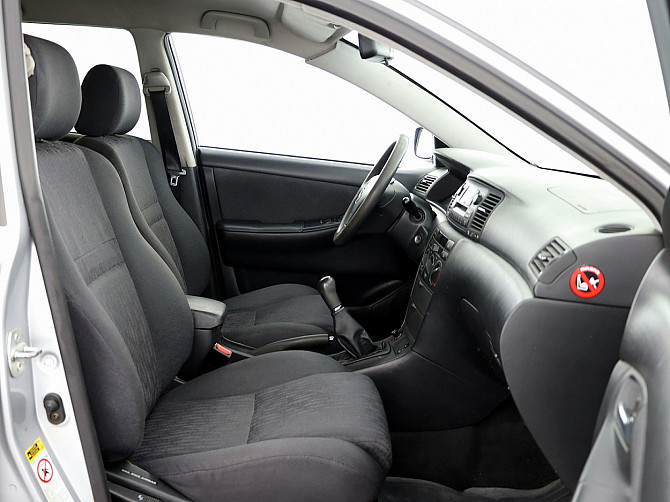 Toyota Corolla Linea Sol A-C 1.4 71kW Таллин - изображение 6