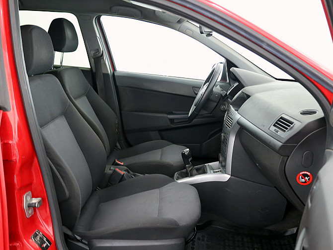 Opel Astra Facelift 1.6 85kW Tallina - foto 6