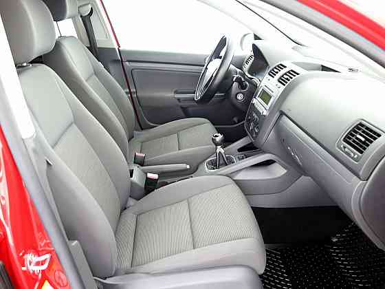 Volkswagen Golf Comfortline 1.6 75kW Таллин