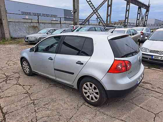 Volkswagen Golf Comfortline ATM 1.6 85kW Tallina