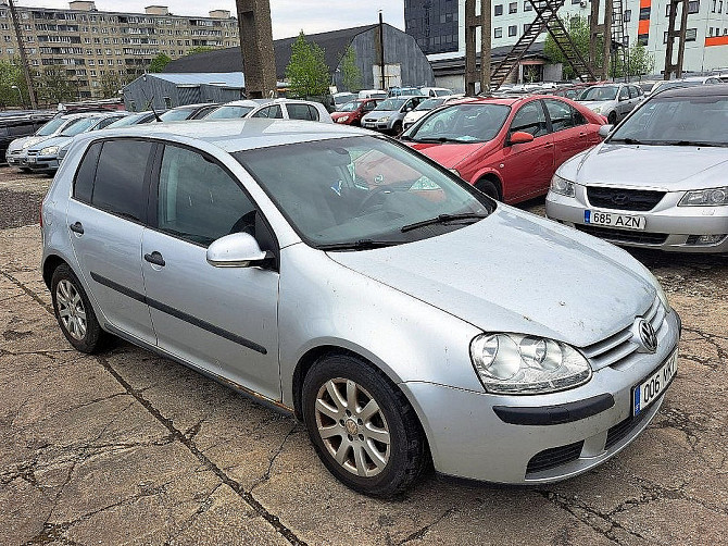 Volkswagen Golf Comfortline ATM 1.6 85kW Tallina - foto 1