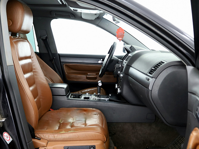 Volkswagen Touareg Highline ATM 2.5 TDI 128kW Tallina - foto 6