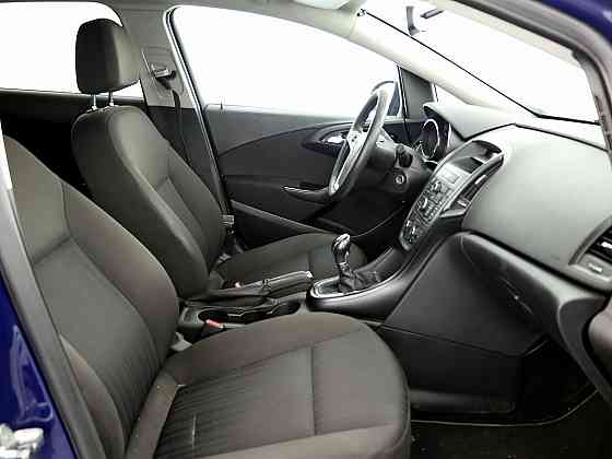 Opel Astra Sports Tourer 1.4 103kW Tallina