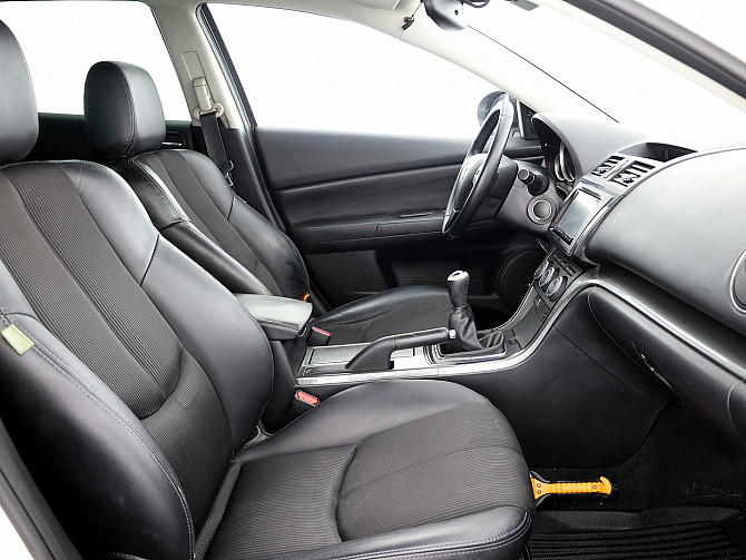 Mazda 6 Luxury Facelift 2.2 TD 132kW Tallina - foto 6