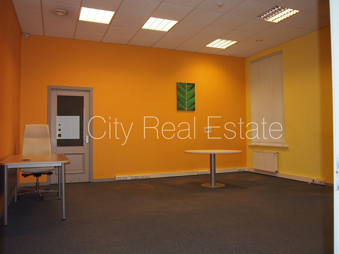 Фасадный дом, реставрированный дом, плата за обслуживание одного квадратного Рига - изображение 5