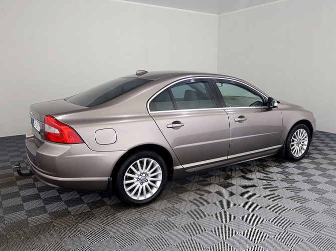 Volvo S80 Summum 2.4 D5 136kW Tallina - foto 3
