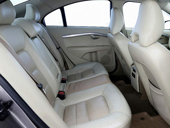 Volvo S80 Summum 2.4 D5 136kW Tallina - foto 7