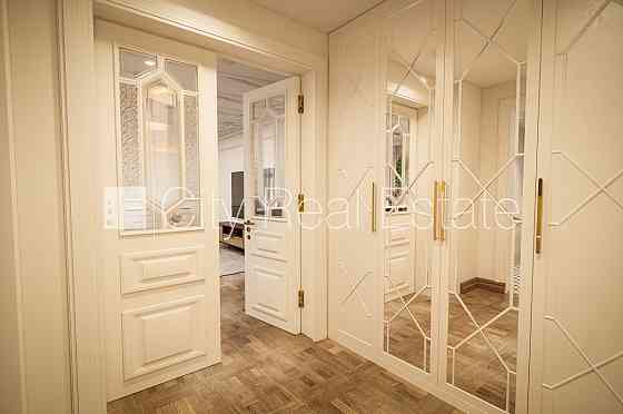 Проект - Kalpaka Residence, фасадный дом, реновированный дом, закрытый двор, объект Rīga