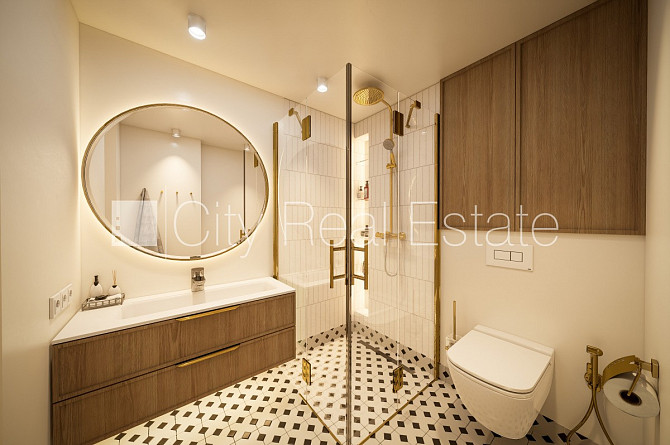 Projekts - Kalpaka Residence, fasādes māja, renovēta māja, slēgts pagalms, objektu apsargā Rīga - foto 6
