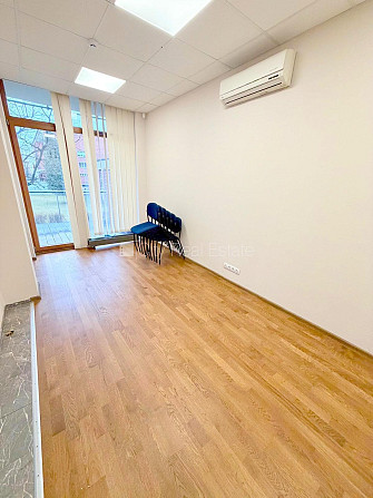 Zeme īpašumā, jaunceltne, fasāde ar dekoratīvo apmetumu, energo efektīva māja, slēgta Rīga - foto 9