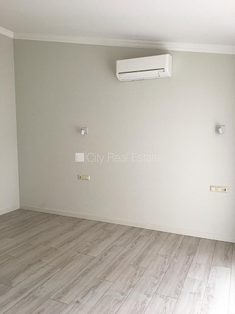 Projekts - Alīses 5, renovēta māja, slēgta teritorija, vieta automašīnai, pagalmā bērnu Rīga - foto 7