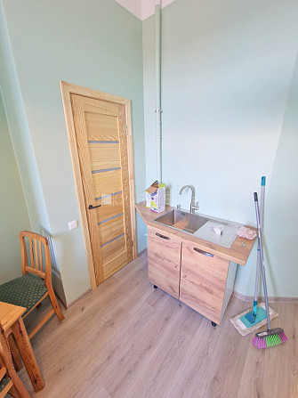 Fasādes māja, renovēta māja, vieta automašīnai, ieeja no pagalma, kāpņu telpa pēc Jelgava un novads - foto 16