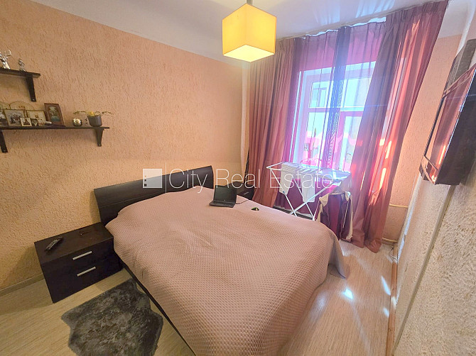 Zeme īpašumā, pagalma māja, slēgts pagalms, slēgta teritorija, vieta automašīnai, ieeja no Rīga - foto 14