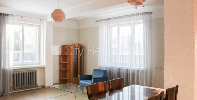 Dvīņu māja, renovēta māja, dzīvokļu skaits ēkā  2 gab., labiekārtots apzaļumots pagalms, Rīga - foto 2
