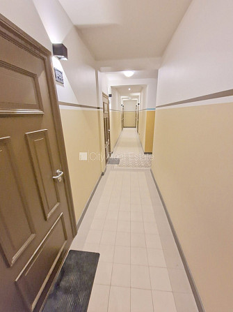 Fasādes māja, renovēta māja, slēgts pagalms, ieeja no ielas, ir lifts, kāpņu telpa pēc Rīga - foto 18