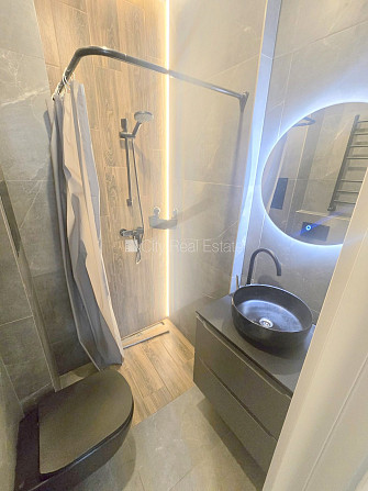 Pagalma ēka, fasādes māja, slēgts pagalms, ieeja no ielas, ir lifts, kāpņu telpa pēc Rīga - foto 12