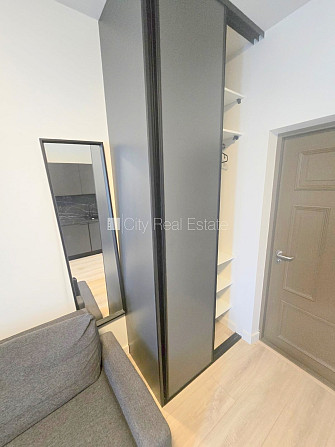 Pagalma ēka, fasādes māja, slēgts pagalms, ieeja no ielas, ir lifts, kāpņu telpa pēc Rīga - foto 10