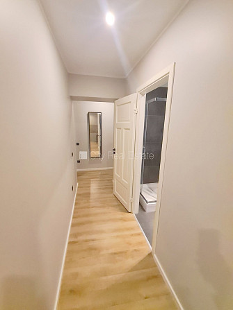 Pagalma ēka, renovēta māja, slēgts pagalms, ieeja no ielas un pagalma, kāpņu telpa pēc Rīga - foto 14