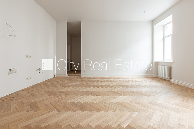 Zeme īpašumā, fasādes māja, renovēta māja, slēgts pagalms, ir lifts, kāpņu telpa pēc Rīga - foto 4