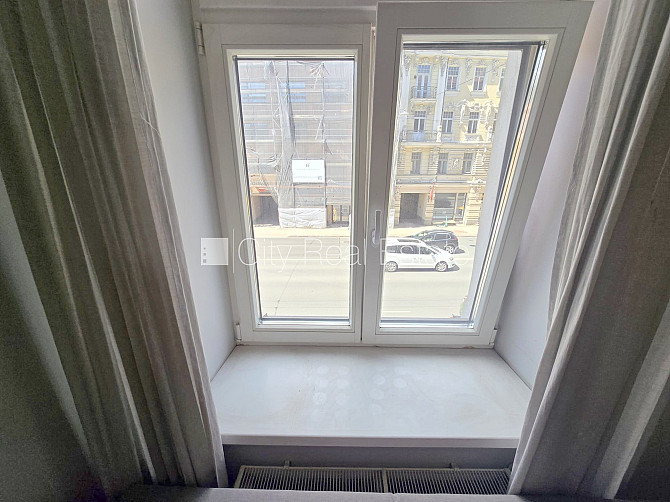Fasādes māja, renovēta māja, slēgts pagalms, ieeja no ielas, kāpņu telpa pēc kosmētiskā Rīga - foto 12