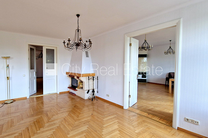 Fasādes māja, renovēta māja, mainīts Jumta segums, labiekārtota apzaļumota teritorija, Rīga - foto 5