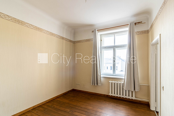 Fasādes māja, renovēta māja, labiekārtota apzaļumota teritorija, slēgts pagalms, iespēja Rīga - foto 9