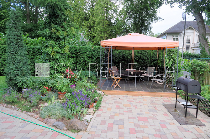 Dvīņu māja, labiekārtots apzaļumots pagalms, vieta automašīnai, balkons, guļamistabu skaits Jūrmala - foto 20