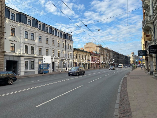Fasādes māja, renovēta māja, slēgts pagalms, ieeja no ielas, kāpņu telpa pēc kosmētiskā Rīga - foto 17