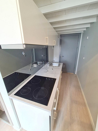 Fasādes māja, renovēta māja, slēgts pagalms, ieeja no ielas, kāpņu telpa pēc kosmētiskā Rīga - foto 7