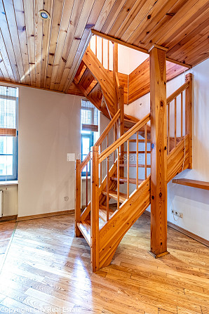 Fasādes māja, renovēta māja, labiekārtota apzaļumota teritorija, slēgts pagalms, ieeja no Rīga - foto 17