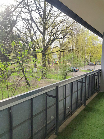 Fasādes māja, vieta automašīnai, ieeja no pagalma, lodžija 7,6 m2, logi vērsti uz pagalma Rīga - foto 14