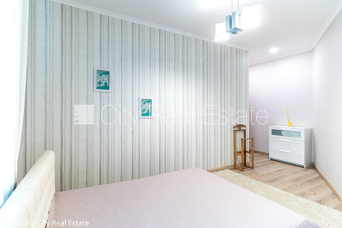 Renovēta māja, logi vērsti uz ielas pusi, guļamistabu skaits 2 gab., istabas izolētas, studio Rīga - foto 10