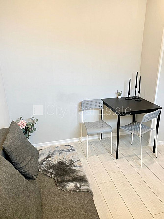 Fasādes māja, renovēta māja, slēgts pagalms, ieeja no ielas, ir lifts, kāpņu telpa pēc Rīga - foto 5