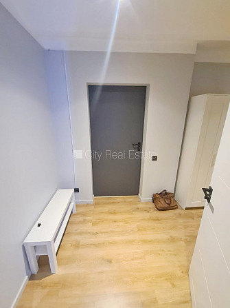 Fasādes māja, renovēta māja, slēgts pagalms, ieeja no ielas un pagalma, kāpņu telpa pēc Rīga - foto 16
