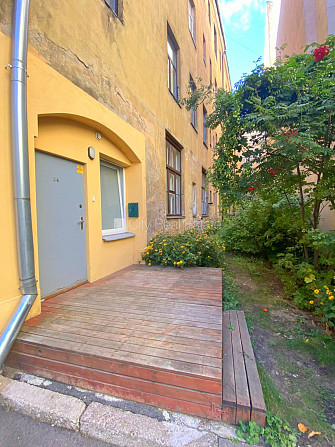 Pagalma ēka, renovēta māja, labiekārtots apzaļumots pagalms, slēgta teritorija, ieeja no Rīga - foto 10